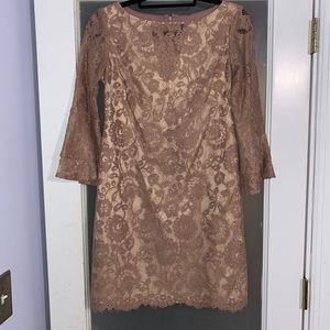 Vince camuto lace formal dress. Size 2